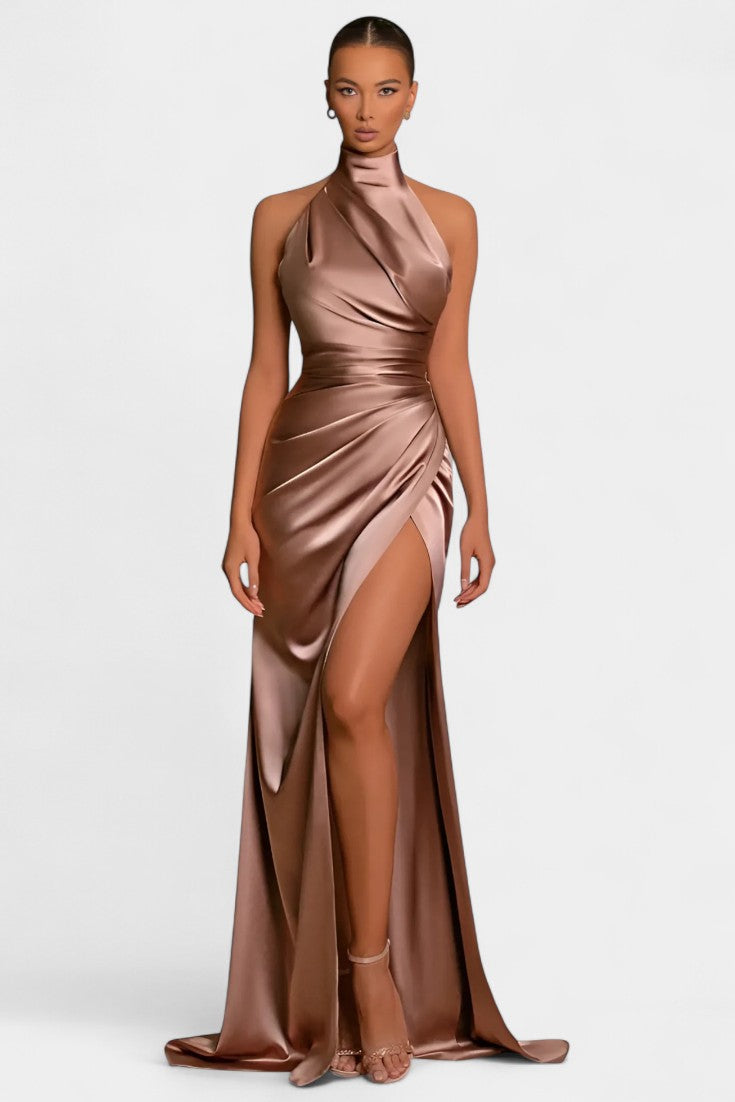 Robe Katarina Halter avec Fente Latérale Dramatique