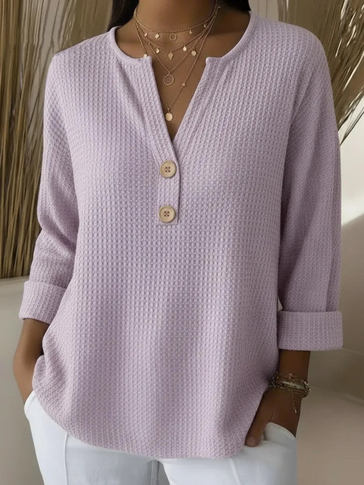 Lucía | T-shirt Henley à Texture Gauffrée avec Boutons