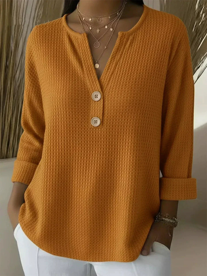 Lucía | T-shirt Henley à Texture Gauffrée avec Boutons