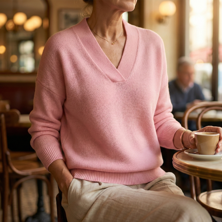 Faye | Pull à col V doux au style décontracté