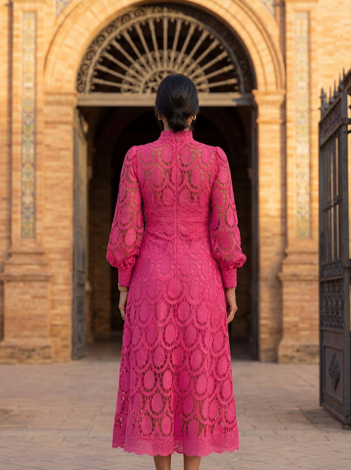 Aurora - Robe en dentelle de luxe