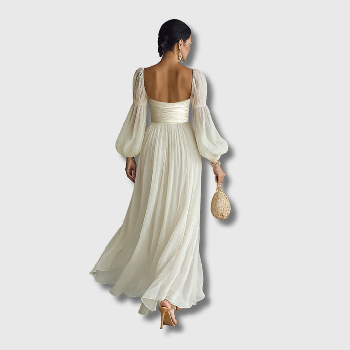 Danijela – Robe Élégante avec Décolleté Carré