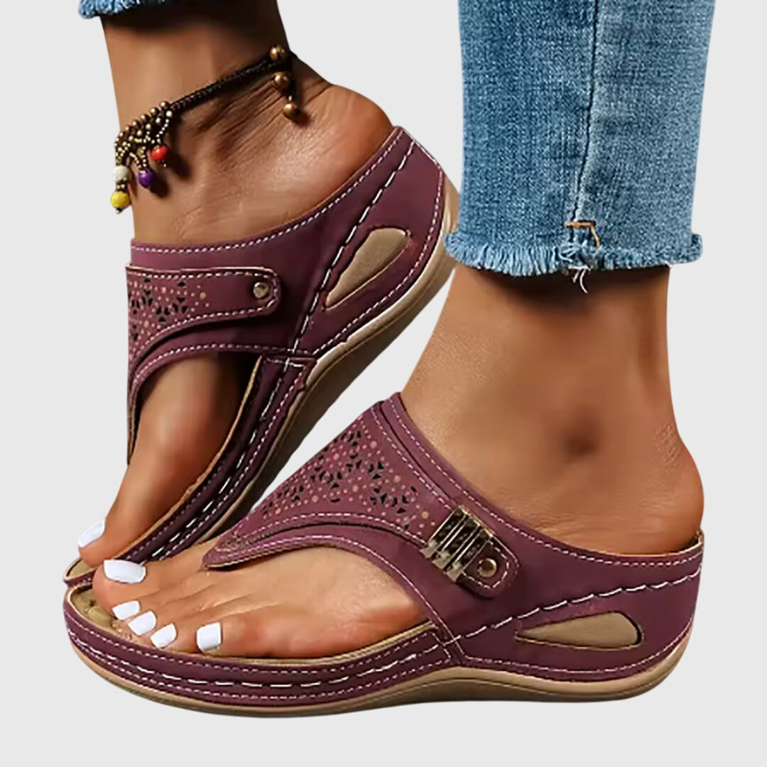 Anika - Tongs
